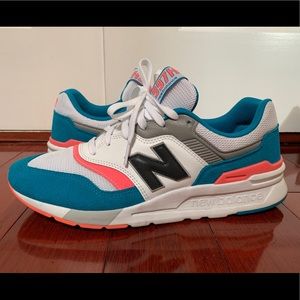New Balance 997H size 10